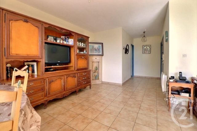 Appartement F4 &agrave; vendre - 4 pi&egrave;ces - 83,95 m2 - Frejus - 83 - PROVENCE-ALPES-COTE-D-AZUR