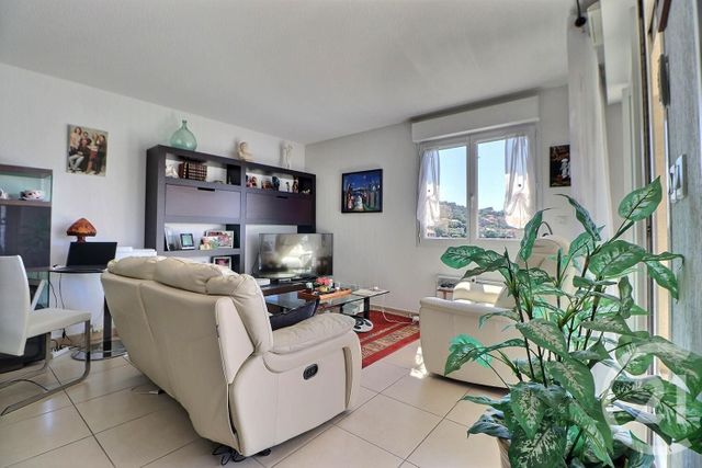 Appartement &agrave; vendre - 4 pi&egrave;ces - 86,25 m2 - St Raphael - 83 - PROVENCE-ALPES-COTE-D-AZUR