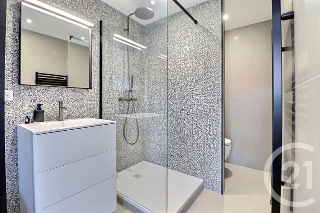 Appartement F3 &agrave; vendre - 3 pi&egrave;ces - 68,49 m2 - Frejus - 83 - PROVENCE-ALPES-COTE-D-AZUR