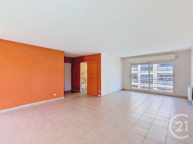 Appartement T4 &agrave; vendre - 4 pi&egrave;ces - 102,36 m2 - St Raphael - 83 - PROVENCE-ALPES-COTE-D-AZUR