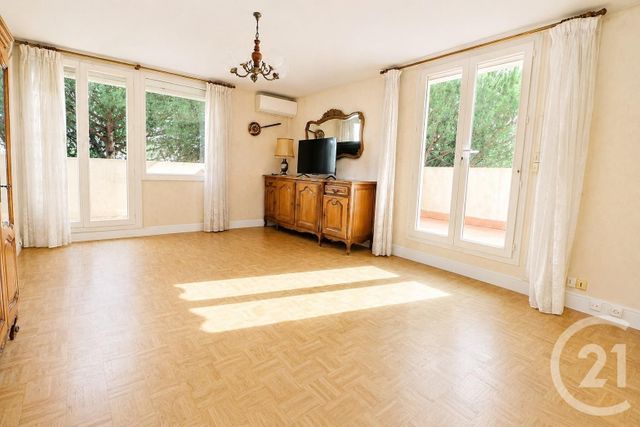 Appartement T3 &agrave; vendre - 3 pi&egrave;ces - 70 m2 - Frejus - 83 - PROVENCE-ALPES-COTE-D-AZUR