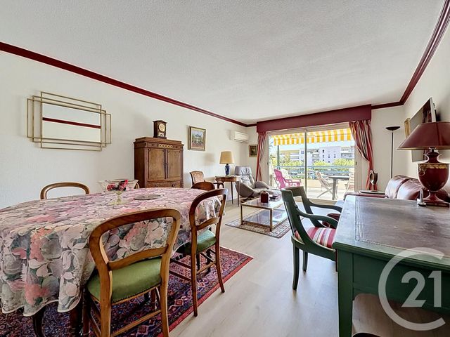 Appartement &agrave; vendre - 3 pi&egrave;ces - 74,90 m2 - Frejus - 83 - PROVENCE-ALPES-COTE-D-AZUR