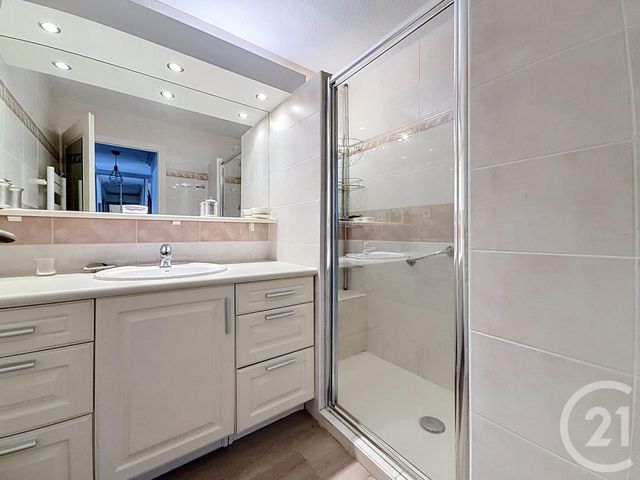 Appartement &agrave; vendre - 3 pi&egrave;ces - 74,90 m2 - Frejus - 83 - PROVENCE-ALPES-COTE-D-AZUR