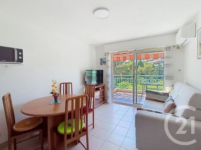 Appartement T2 &agrave; vendre - 2 pi&egrave;ces - 30,66 m2 - St Raphael - 83 - PROVENCE-ALPES-COTE-D-AZUR