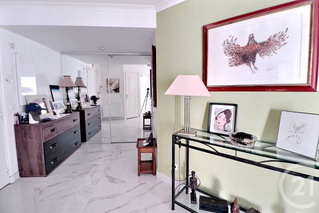 Appartement &agrave; vendre - 3 pi&egrave;ces - 95 m2 - St Raphael - 83 - PROVENCE-ALPES-COTE-D-AZUR