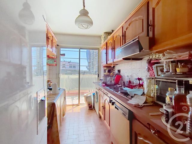 Appartement F3 &agrave; vendre - 3 pi&egrave;ces - 72,20 m2 - St Raphael - 83 - PROVENCE-ALPES-COTE-D-AZUR