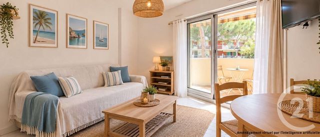 Appartement T2 &agrave; vendre - 2 pi&egrave;ces - 23,62 m2 - St Raphael - 83 - PROVENCE-ALPES-COTE-D-AZUR
