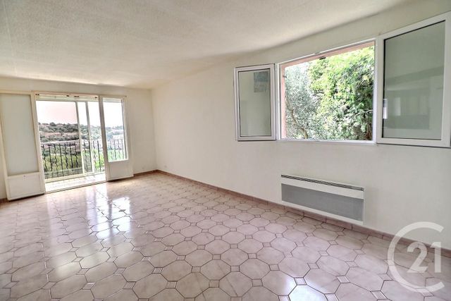 Maison &agrave; vendre - 3 pi&egrave;ces - 74,30 m2 - St Raphael - 83 - PROVENCE-ALPES-COTE-D-AZUR
