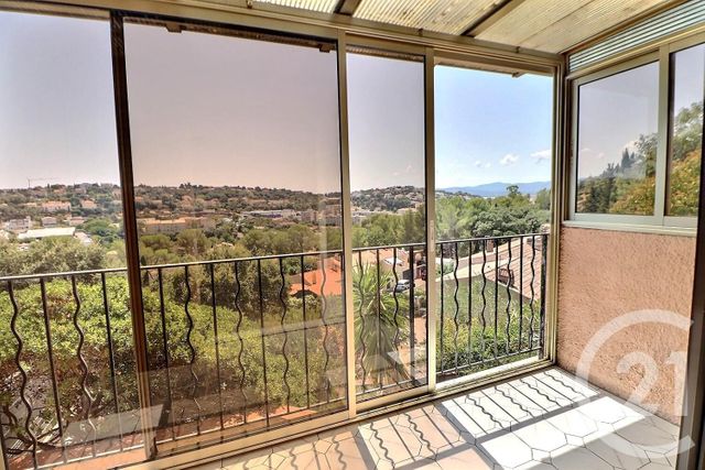Maison &agrave; vendre - 3 pi&egrave;ces - 74,30 m2 - St Raphael - 83 - PROVENCE-ALPES-COTE-D-AZUR