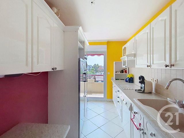 Appartement T3 &agrave; vendre - 3 pi&egrave;ces - 79,70 m2 - Frejus - 83 - PROVENCE-ALPES-COTE-D-AZUR