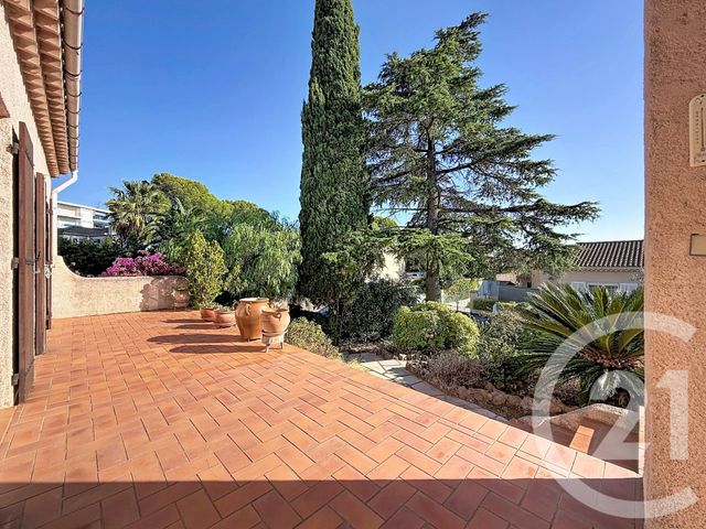 Maison &agrave; vendre - 6 pi&egrave;ces - 160 m2 - St Raphael - 83 - PROVENCE-ALPES-COTE-D-AZUR