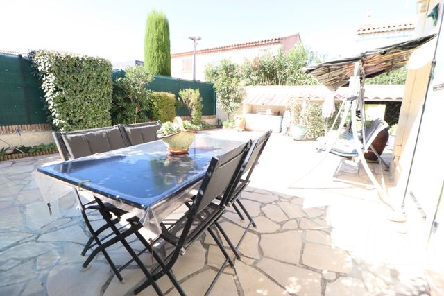 Appartement T3 &agrave; vendre - 3 pi&egrave;ces - 69,75 m2 - Frejus - 83 - PROVENCE-ALPES-COTE-D-AZUR