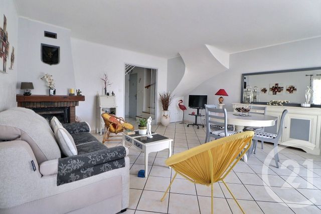 Appartement T3 &agrave; vendre - 3 pi&egrave;ces - 69,75 m2 - Frejus - 83 - PROVENCE-ALPES-COTE-D-AZUR