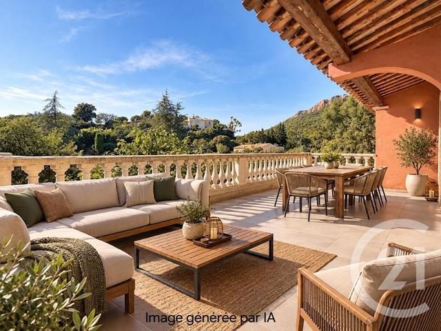 Maison 5 pièces 223 m² · à Saint-Raphaël · 223 m² · 714 000 €
