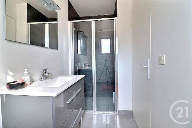Maison &agrave; vendre - 6 pi&egrave;ces - 145 m2 - Frejus - 83 - PROVENCE-ALPES-COTE-D-AZUR