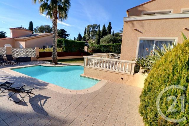 Maison &agrave; vendre - 6 pi&egrave;ces - 165 m2 - St Raphael - 83 - PROVENCE-ALPES-COTE-D-AZUR