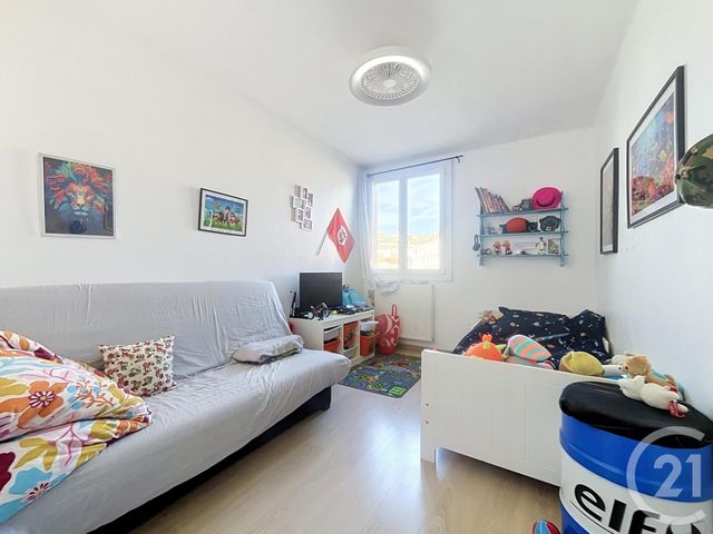 Appartement T4 &agrave; vendre - 4 pi&egrave;ces - 84 m2 - St Raphael - 83 - PROVENCE-ALPES-COTE-D-AZUR