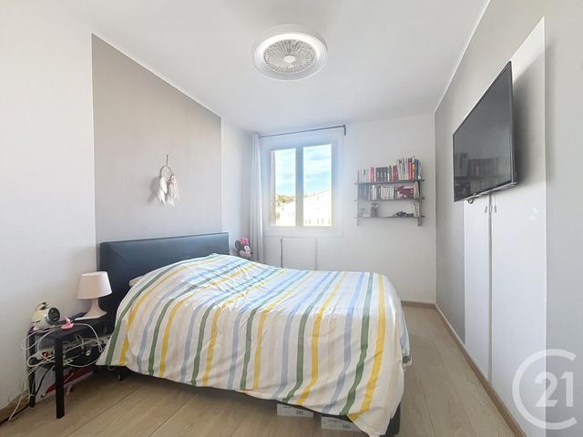 Appartement T4 &agrave; vendre - 4 pi&egrave;ces - 84 m2 - St Raphael - 83 - PROVENCE-ALPES-COTE-D-AZUR