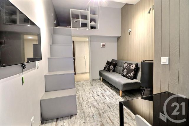 Appartement T4 &agrave; vendre - 4 pi&egrave;ces - 100,90 m2 - St Raphael - 83 - PROVENCE-ALPES-COTE-D-AZUR