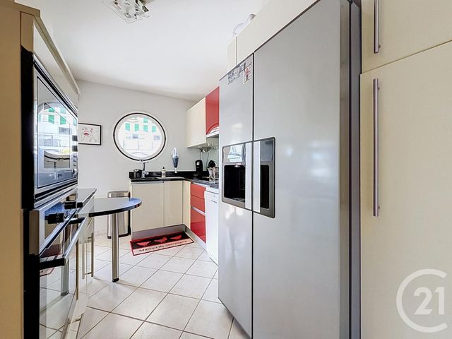 Appartement T3 &agrave; vendre - 3 pi&egrave;ces - 74,47 m2 - St Raphael - 83 - PROVENCE-ALPES-COTE-D-AZUR
