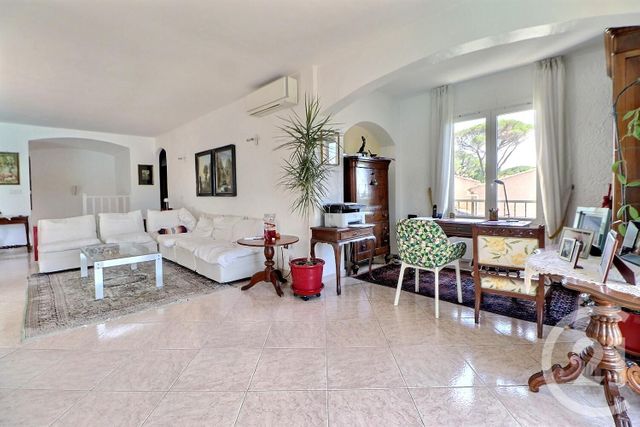 Maison &agrave; vendre - 5 pi&egrave;ces - 150 m2 - St Raphael - 83 - PROVENCE-ALPES-COTE-D-AZUR