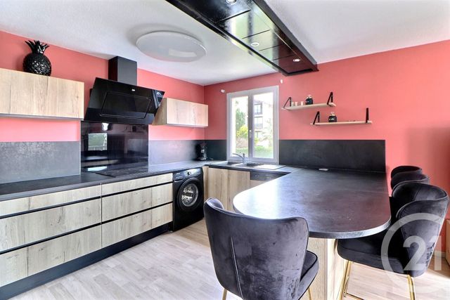 Appartement F3 à vendre - 3 pièces - 65 m2 - Frejus - 83 - PROVENCE-ALPES-COTE-D-AZUR