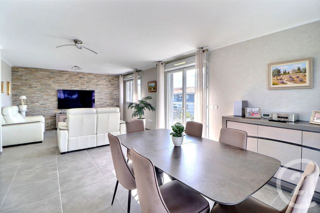 Appartement T5 à vendre - 5 pièces - 105,06 m2 - Puget Sur Argens - 83 - PROVENCE-ALPES-COTE-D-AZUR