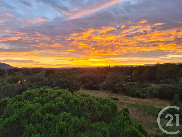 Appartement T5 à vendre - 5 pièces - 105,06 m2 - Puget Sur Argens - 83 - PROVENCE-ALPES-COTE-D-AZUR