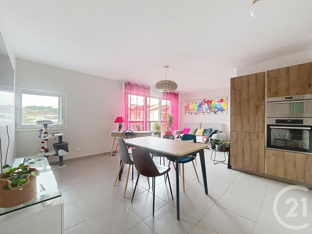 Appartement T2 &agrave; vendre - 2 pi&egrave;ces - 52,60 m2 - St Raphael - 83 - PROVENCE-ALPES-COTE-D-AZUR