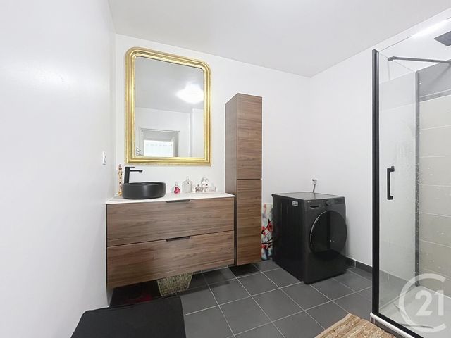 Appartement T2 &agrave; vendre - 2 pi&egrave;ces - 52,60 m2 - St Raphael - 83 - PROVENCE-ALPES-COTE-D-AZUR