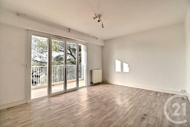 Appartement T3 &agrave; vendre - 3 pi&egrave;ces - 61,30 m2 - St Raphael - 83 - PROVENCE-ALPES-COTE-D-AZUR