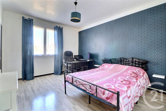 Appartement T4 &agrave; vendre - 4 pi&egrave;ces - 98,68 m2 - St Raphael - 83 - PROVENCE-ALPES-COTE-D-AZUR