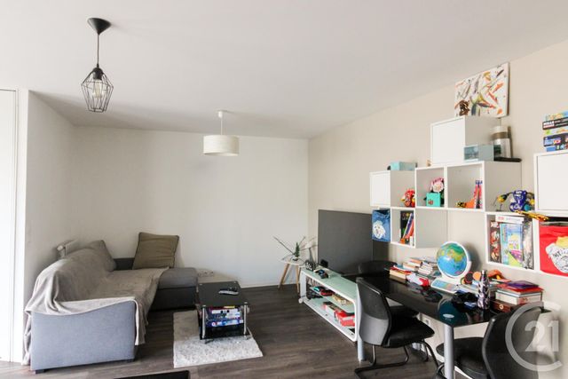 Appartement T5 à vendre - 5 pièces - 124,14 m2 - St Jacques De La Lande - 35 - BRETAGNE
