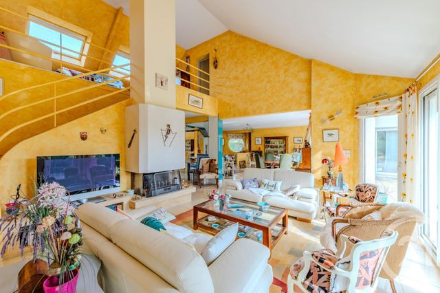 Maison à vendre - 6 pièces - 211,48 m2 - Vern Sur Seiche - 35 - BRETAGNE