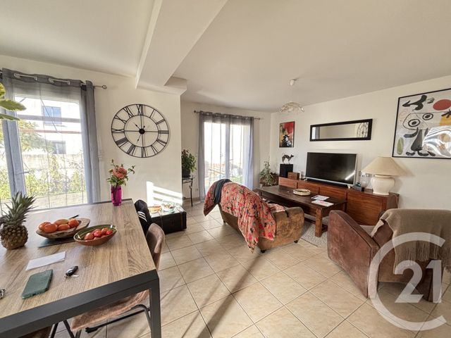 Maison à louer ST MEEN LE GRAND