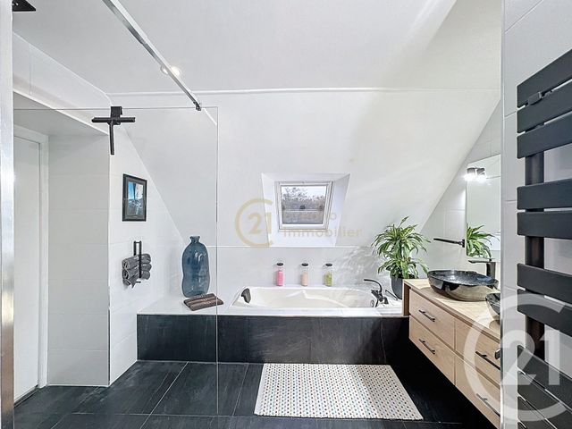 Maison &agrave; vendre - 9 pi&egrave;ces - 249 m2 - Laille - 35 - BRETAGNE