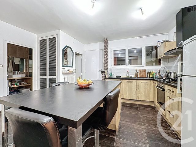 Appartement T2 à vendre - 2 pièces - 46 m2 - St Jacques De La Lande - 35 - BRETAGNE