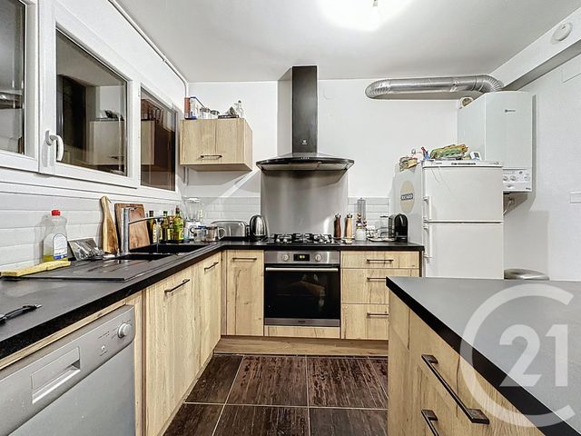 Appartement T2 à vendre - 2 pièces - 46 m2 - St Jacques De La Lande - 35 - BRETAGNE