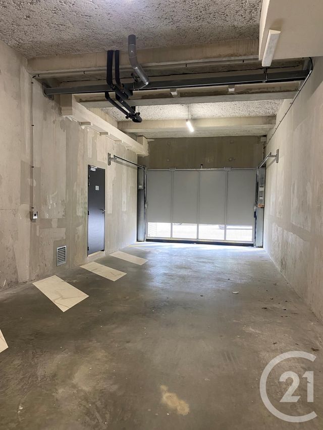 Parking &agrave; louer - 17 m2 - Rennes - 35 - BRETAGNE