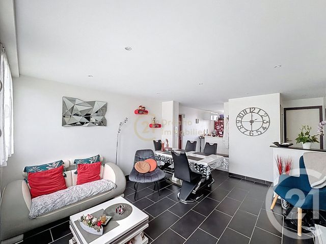 Appartement T3 à vendre ST JACQUES DE LA LANDE