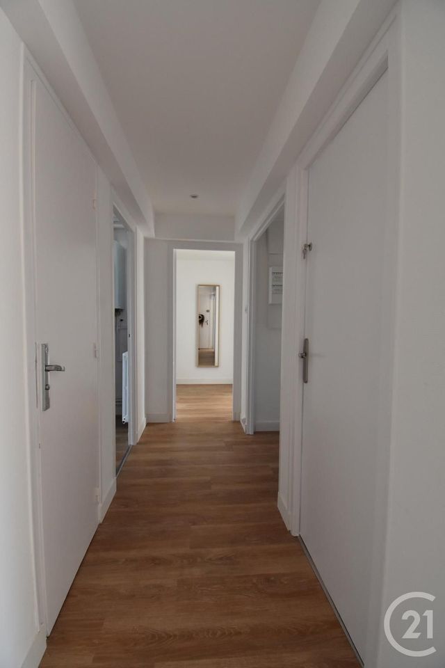 Appartement F4 &agrave; louer - 4 pi&egrave;ces - 67,69 m2 - Rennes - 35 - BRETAGNE