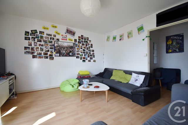 Appartement F4 &agrave; louer - 4 pi&egrave;ces - 74,64 m2 - Rennes - 35 - BRETAGNE