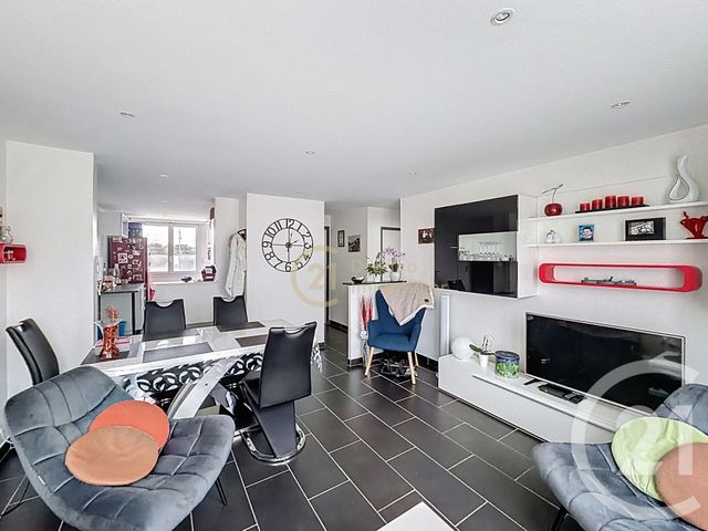 Appartement T3 &agrave; vendre - 3 pi&egrave;ces - 57,35 m2 - St Jacques De La Lande - 35 - BRETAGNE