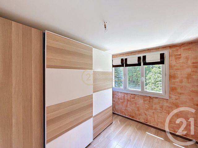 Appartement F3 &agrave; vendre - 3 pi&egrave;ces - 57,54 m2 - St Jacques De La Lande - 35 - BRETAGNE