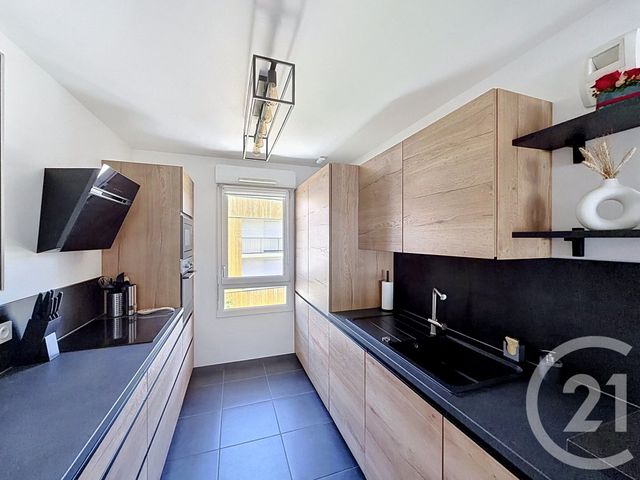 Appartement T3 &agrave; vendre - 3 pi&egrave;ces - 63,90 m2 - St Jacques De La Lande - 35 - BRETAGNE