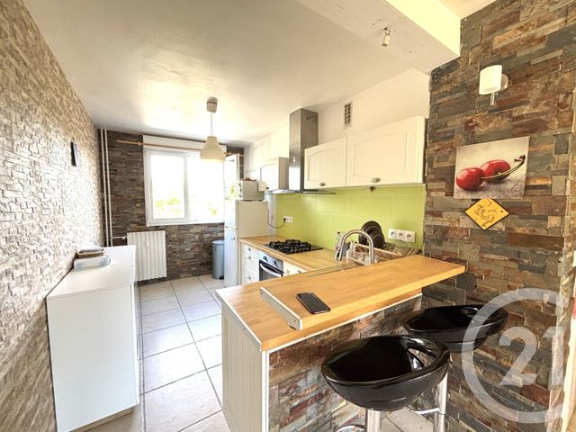 Appartement T3 &agrave; louer - 3 pi&egrave;ces - 57,44 m2 - St Jacques De La Lande - 35 - BRETAGNE