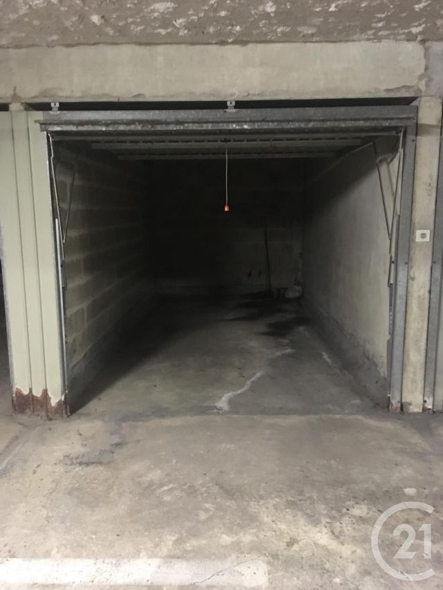 Parking &agrave; louer - 11,83 m2 - Rennes - 35 - BRETAGNE