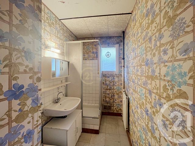 Appartement T4 &agrave; vendre - 4 pi&egrave;ces - 65 m2 - St Jacques De La Lande - 35 - BRETAGNE