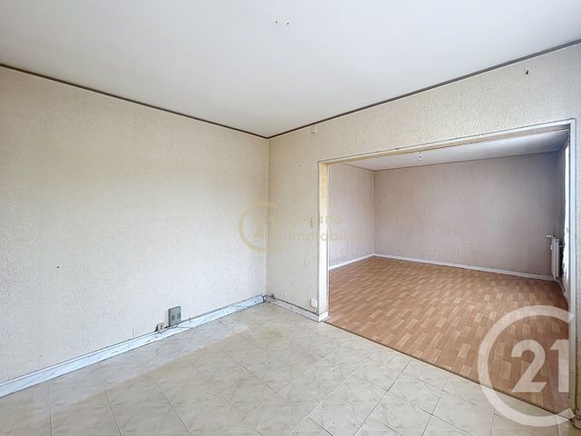 Appartement T4 &agrave; vendre - 4 pi&egrave;ces - 65 m2 - St Jacques De La Lande - 35 - BRETAGNE