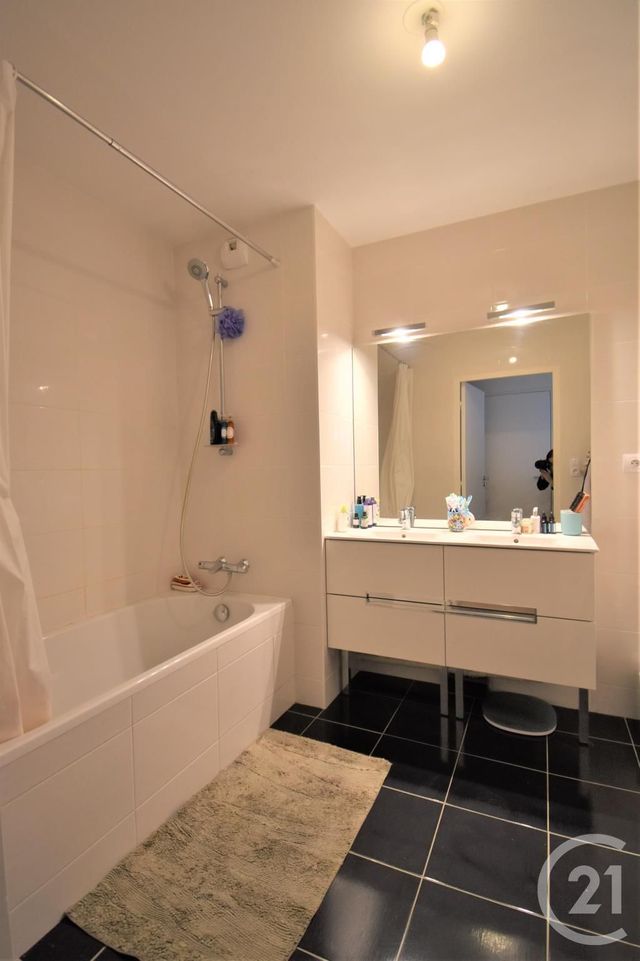 Appartement T4 &agrave; louer - 4 pi&egrave;ces - 78,69 m2 - St Gregoire - 35 - BRETAGNE